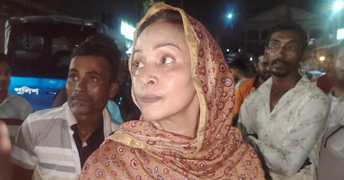 শরীয়তপুরে সরকারি চাল নিয়ে তোলপাড়, খাদ্য কর্মকর্তা বদলি