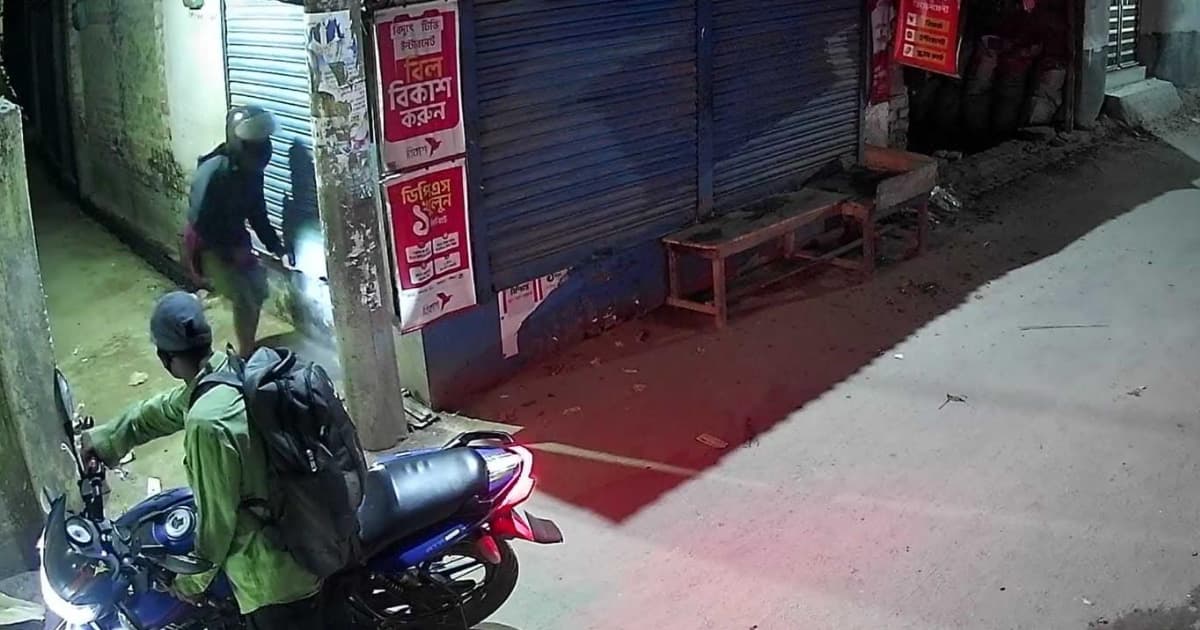 সৈয়দপুরে মোটরসাইকেলের সাউন্ড বাড়িয়ে দোকানে দুর্র্ধষ চুরি