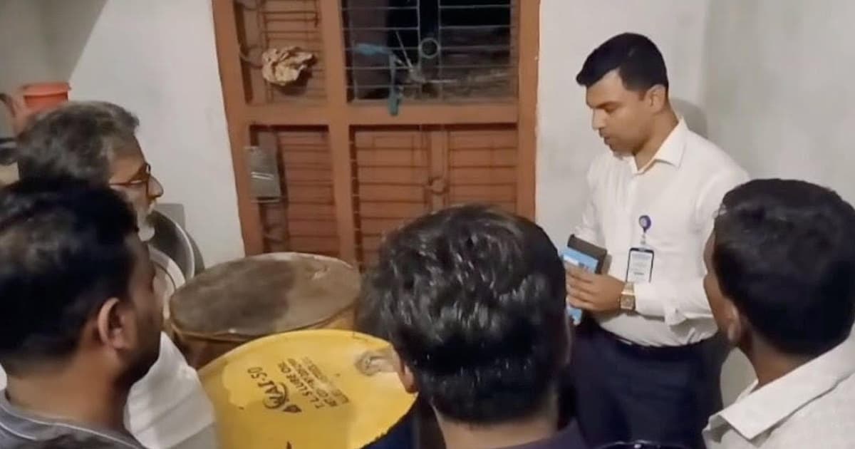 আলমডাঙ্গায় অবৈধ ডিজেল মজুদ, এক ব্যক্তিকে জেল-জরিমানা
