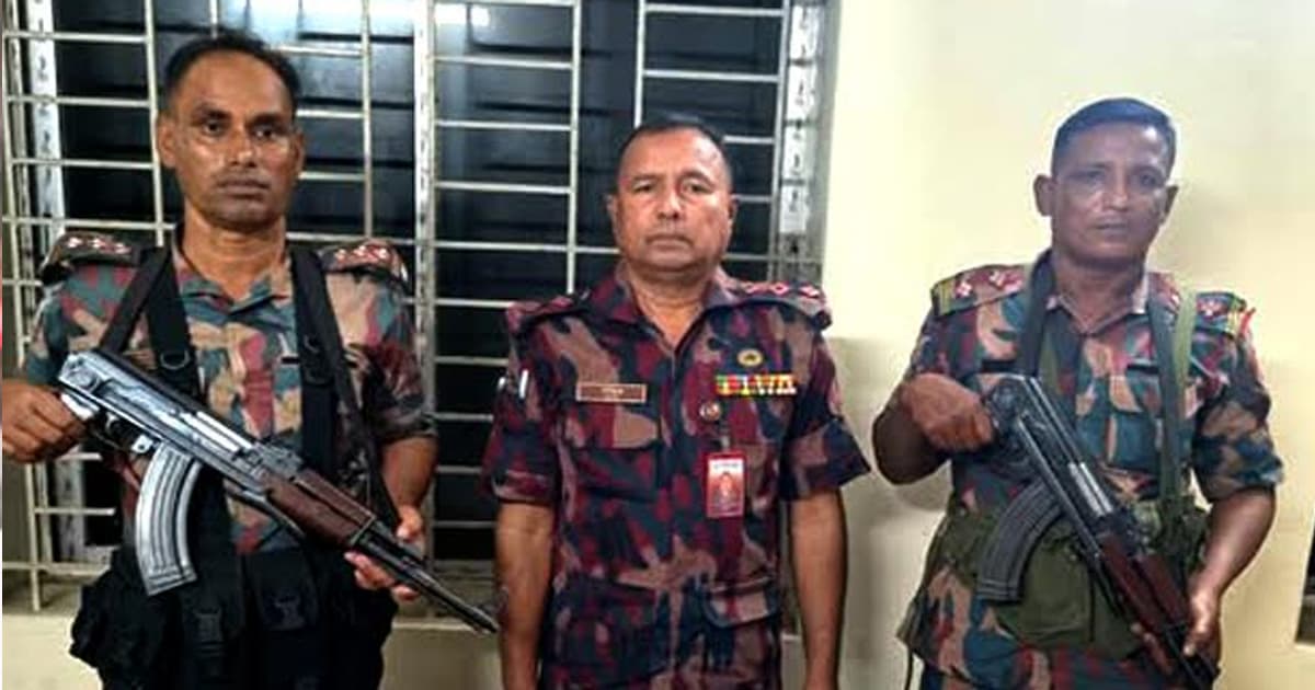 বেনাপোলে বিজিবির অভিযানে বিষ্ফোরক দ্রব্য উদ্ধার