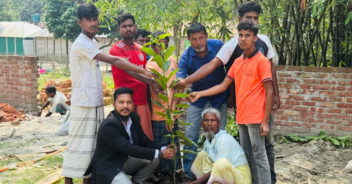 গ্রীন কিশোরগঞ্জ গড়তে বৃক্ষরোপণ কর্মসূচি শুরু