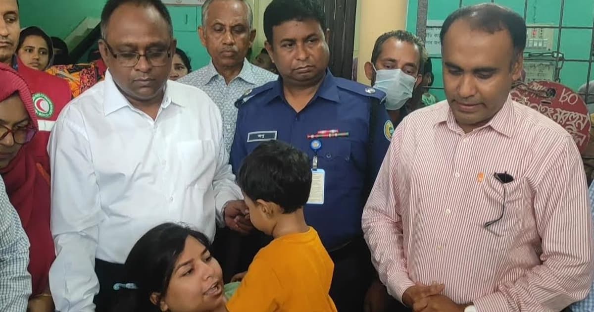 পটুয়াখালীতে হাম রুবেলা টিকাদান ক্যাম্পেইনের উদ্বোধন