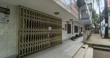 বিদ্যুৎ সাশ্রয়ে জবি মসজিদে প্রশাসনের তালা, শিক্ষার্থীদের ক্ষোভ