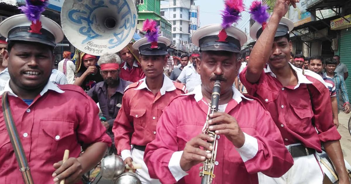 সৈয়দপুরে গ্রামবাংলা থেকে হারাচ্ছে সানাইয়ের সুর