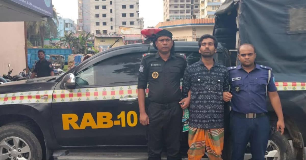ফরিদপুরে তিন হত্যা মামলার আসামি আকাশ গ্রেপ্তার
