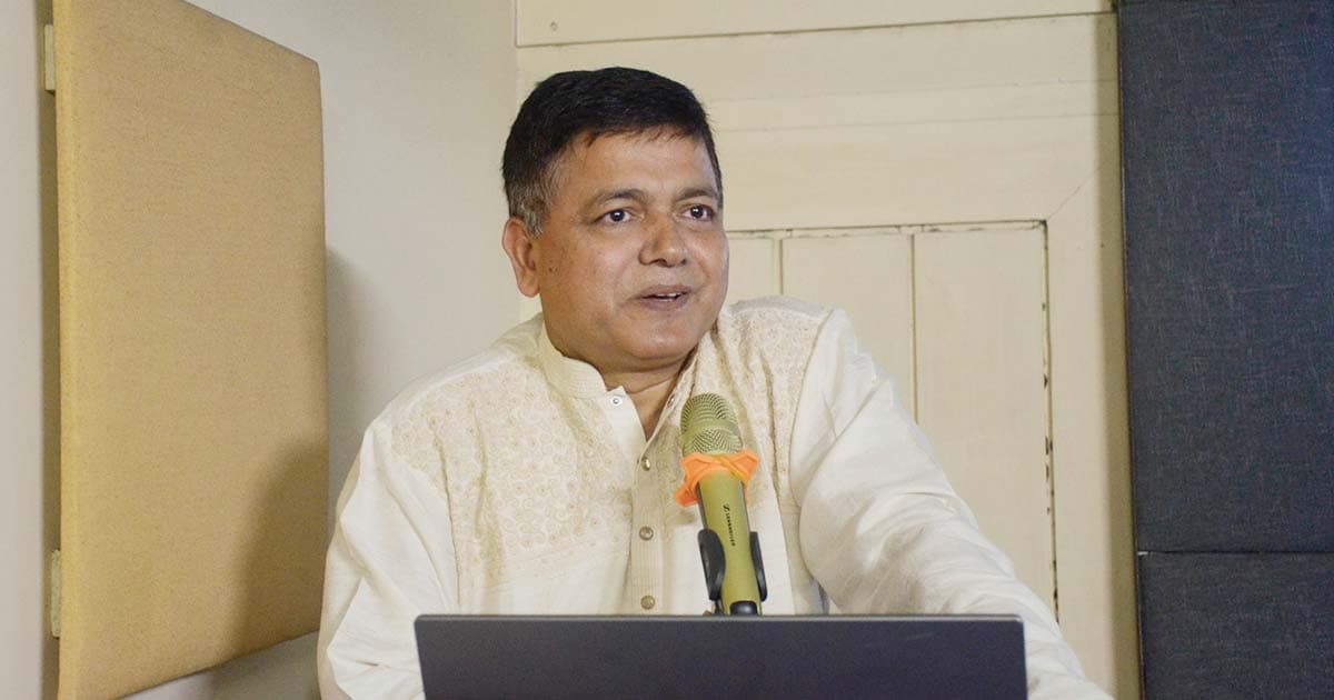 বেরোবিতে বিজ্ঞান অনুষদের প্রথম গবেষণা সেমিনার অনুষ্ঠিত