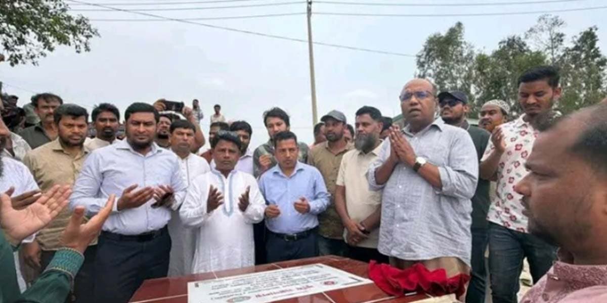 কক্সবাজারে জিয়া খাল পুনঃখনন কাজের উদ্বোধন