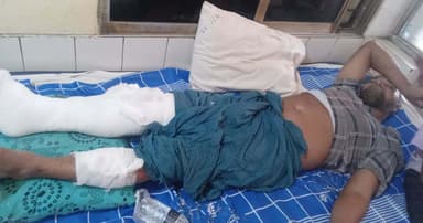 বোয়ালমারীতে ব্যবসায়ীকে কুপিয়ে টাকা ছিনতাই