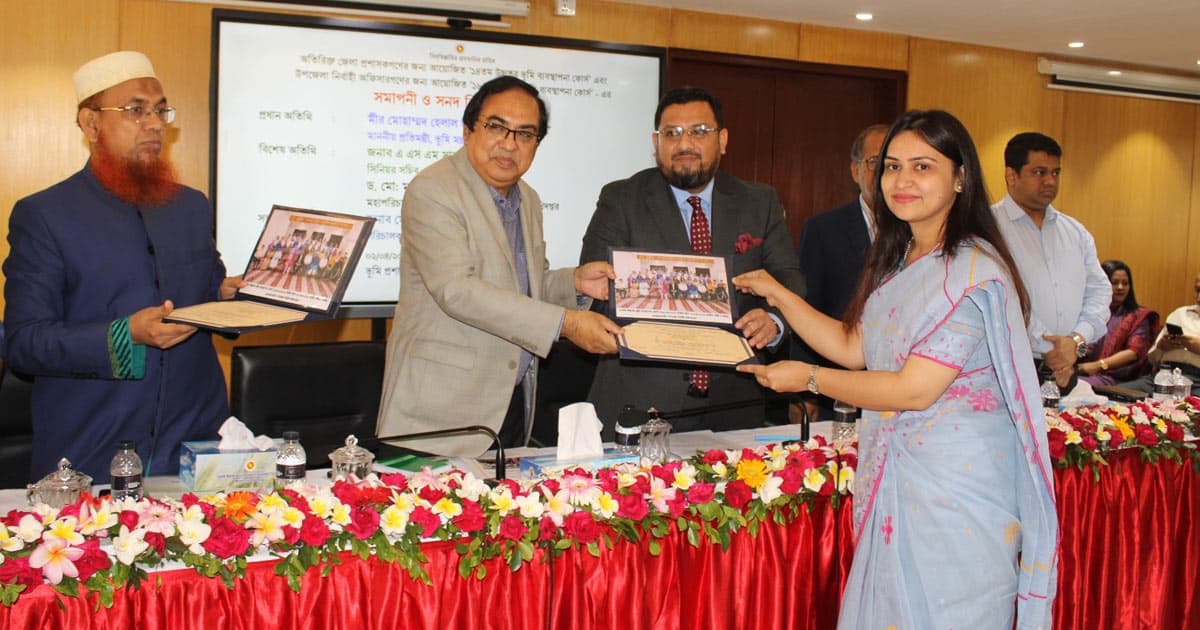 ভূমি ব্যবস্থাপনায় দুর্নীতিকে প্রাতিষ্ঠানিকভাবে বন্ধ করতে হবে: ভূমি প্রতিমন্ত্রী