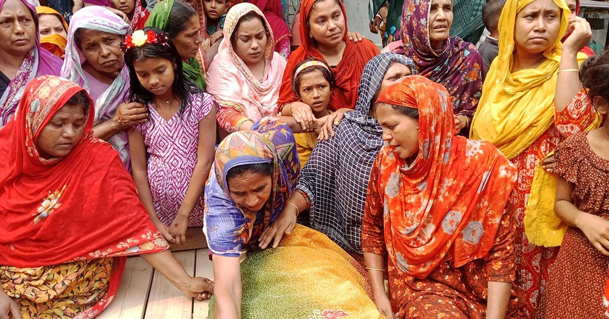 মহেশপুরে বজ্রপাতে গৃহবধূর মৃত্যু