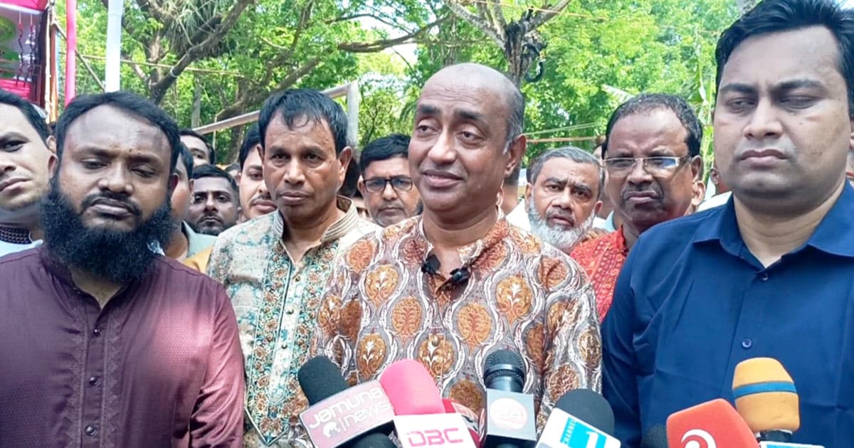 কৃষক কার্ড বিতরণে অনিয়মের কোনো সুযোগ নেই: আইনমন্ত্রী