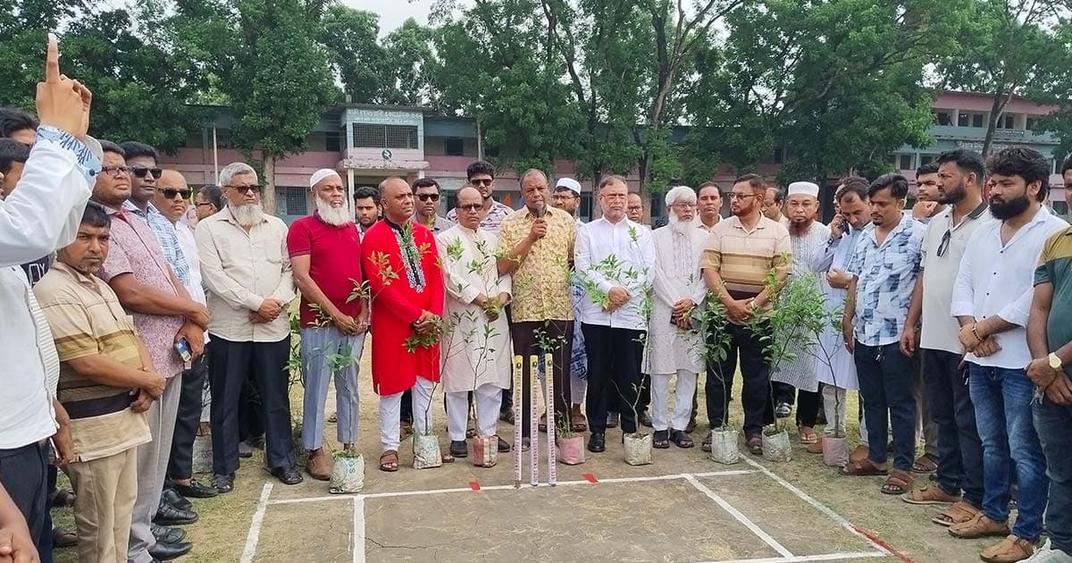 পাংশায় আরাফাত রহমান কোকো স্মৃতি ক্রিকেট টুর্নামেন্টের উদ্বোধন