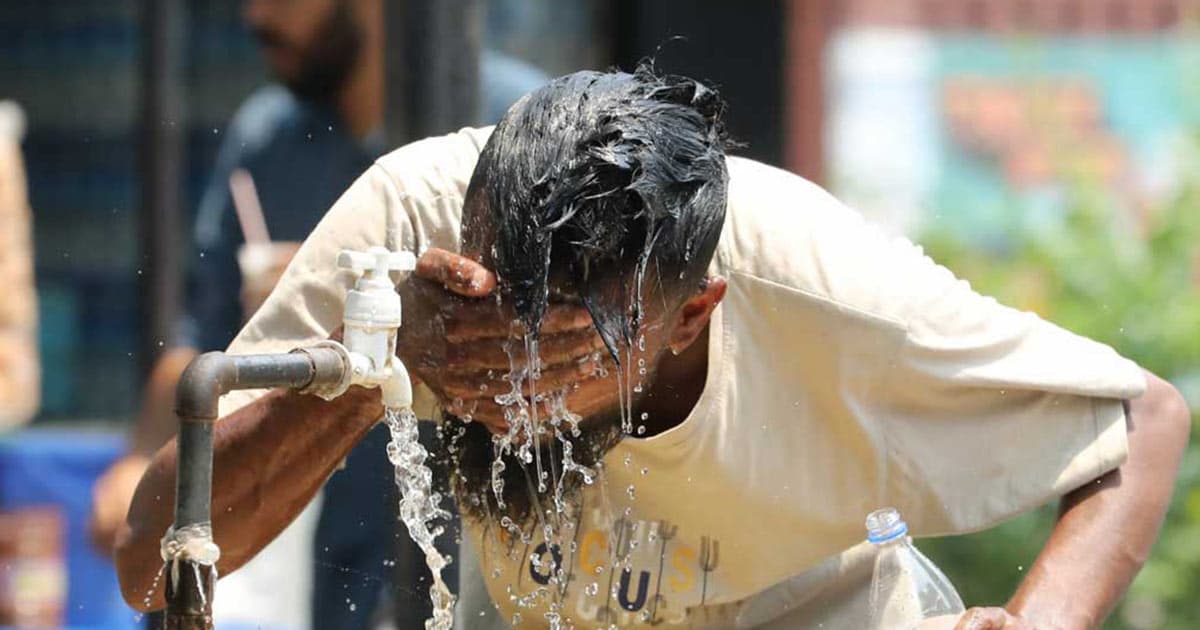 চৈত্রের খরতাপে পুড়ছে রাজশাহী