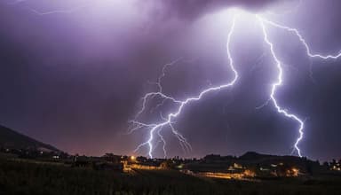 বজ্রপাতে ১২ জনের মৃত্যু