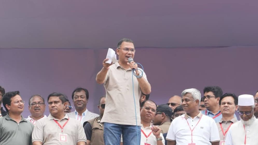 ‘মা-বোনদের রান্নার কষ্ট কমাতে এলপিজি কার্ড দেব’