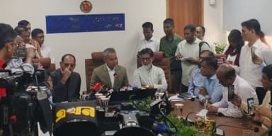 প্রতি কিলোমিটারে বাস ভাড়া বাড়লো ১১ পয়সা