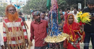 প্রধানমন্ত্রীর জনসভাকে ঘিরে বগুড়া হয়ে উঠেছিল মিছিলের নগরী
