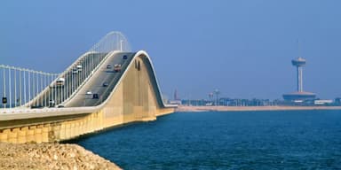 সৌদি আরব-বাহরাইনের মধ্যকার ব্রিজ অনির্দিষ্টকালের জন্য বন্ধ ঘোষণা