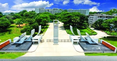 টাকা নিয়ে জব্দ বাস হস্তান্তর, জানে না কুবি প্রশাসন