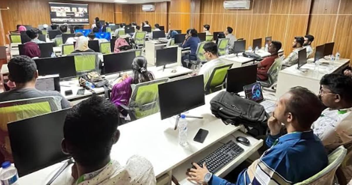 গোপালগঞ্জে ফ্রিল্যান্সিং প্রশিক্ষণ কোর্সের ৬ষ্ঠ ব্যাচ শুরু