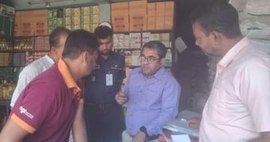 চুয়াডাঙ্গায় ভোজ্যতেল বেশি দামে বিক্রিয় তিনটি প্রতিষ্ঠানকে জরিমানা