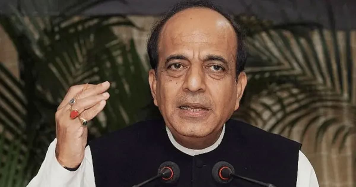 বাংলাদেশে ভারতের নতুন হাই কমিশনার হলেন দীনেশ ত্রিবেদী