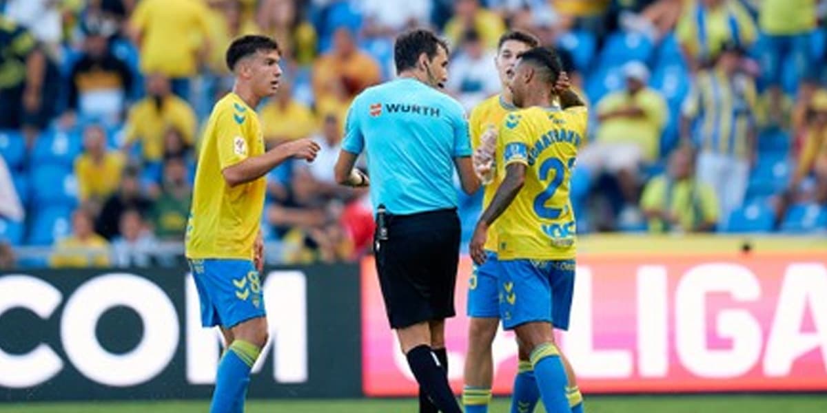 ফিফার প্রবর্তিত পাঁচ নতুন নিয়ম