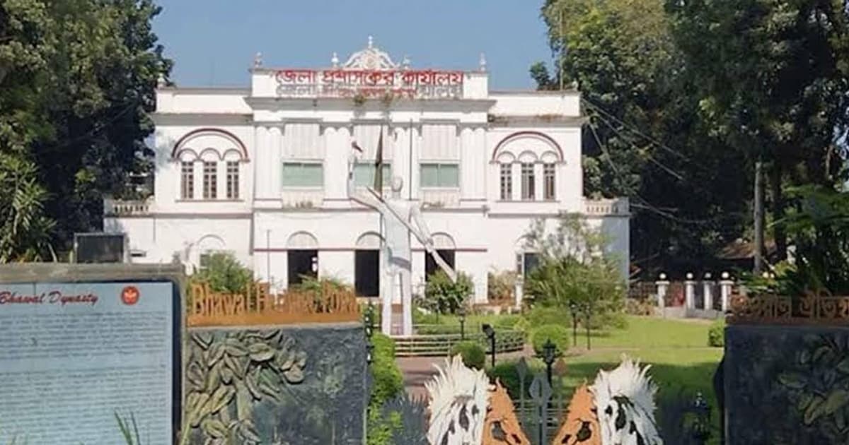 গাজীপুরে প্রতারক চক্রের ৩ সদস্য আটক