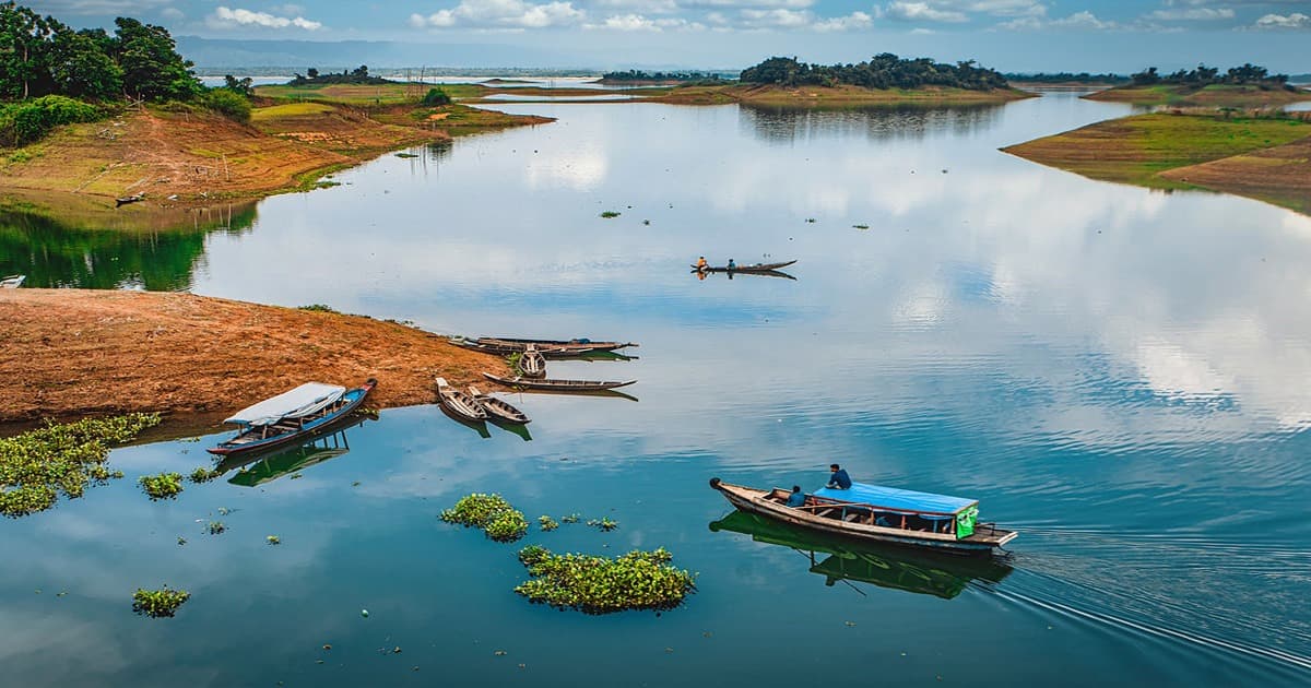 জলজ সম্পদ রক্ষায় কাপ্তাই হ্রদে ৩ মাস মাছ ধরায় নিষেধাজ্ঞা