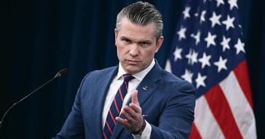 ইরান চুক্তিতে রাজি না হলে যুক্তরাষ্ট্র যুদ্ধ শুরু করতে প্রস্তুত: হেগসেথ