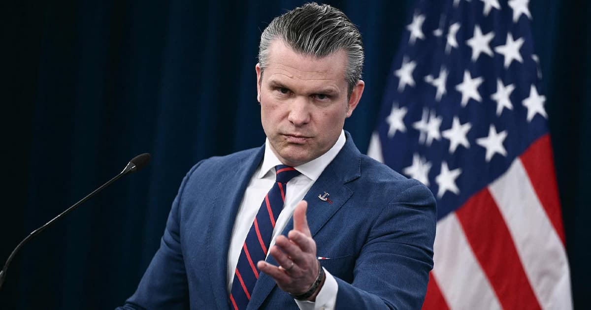 ইরান চুক্তিতে রাজি না হলে যুক্তরাষ্ট্র যুদ্ধ শুরু করতে প্রস্তুত: হেগসেথ