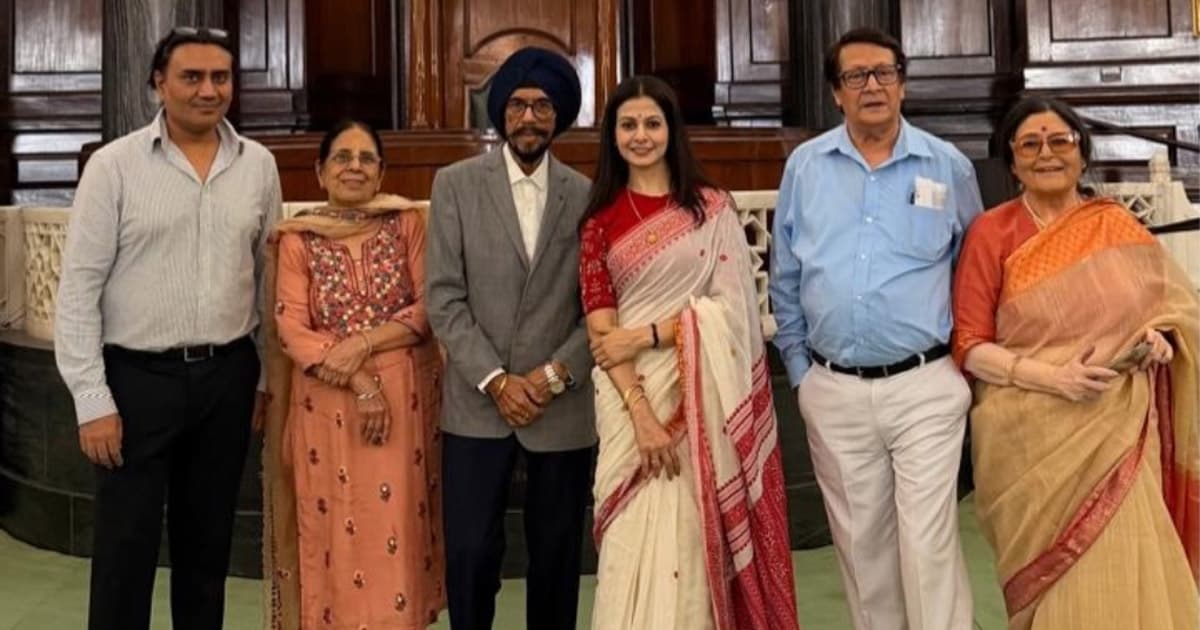 রাজ্যসভার সাংসদ হিসেবে কোয়েল মল্লিকের শপথ