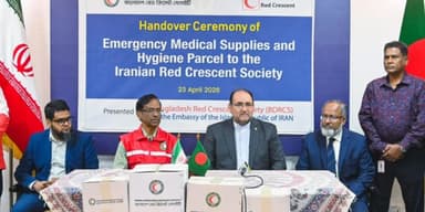 প্রধানমন্ত্রীর নির্দেশে ইরানে জরুরি চিকিৎসা সহায়তা পাঠাল বাংলাদেশ