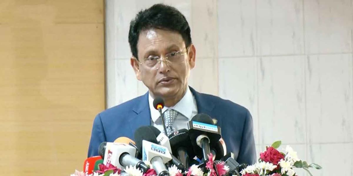 সুষ্ঠু হচ্ছে এসএসসি পরীক্ষা, প্রশ্নফাঁসের গুজবে কান দেবেন না