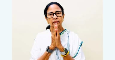 টাকা দিয়ে সমীক্ষা দেখিয়েছে বিজেপি: মমতা