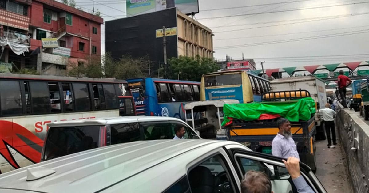 ঢাকা-চট্রগ্রাম-সিলেট মহাসড়কে ১০ কিলোমিটার যানজট