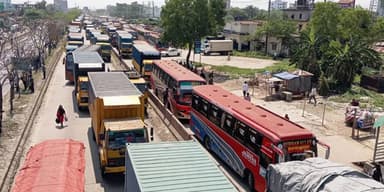 ঢাকা-চট্টগ্রাম মহাসড়ক অবরোধ, তীব্র যানজট