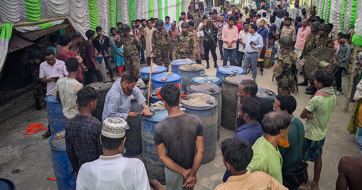 নেছারাবাদে ৪ হাজার লিটার ডিজেল জব্দ, জরিমানা
