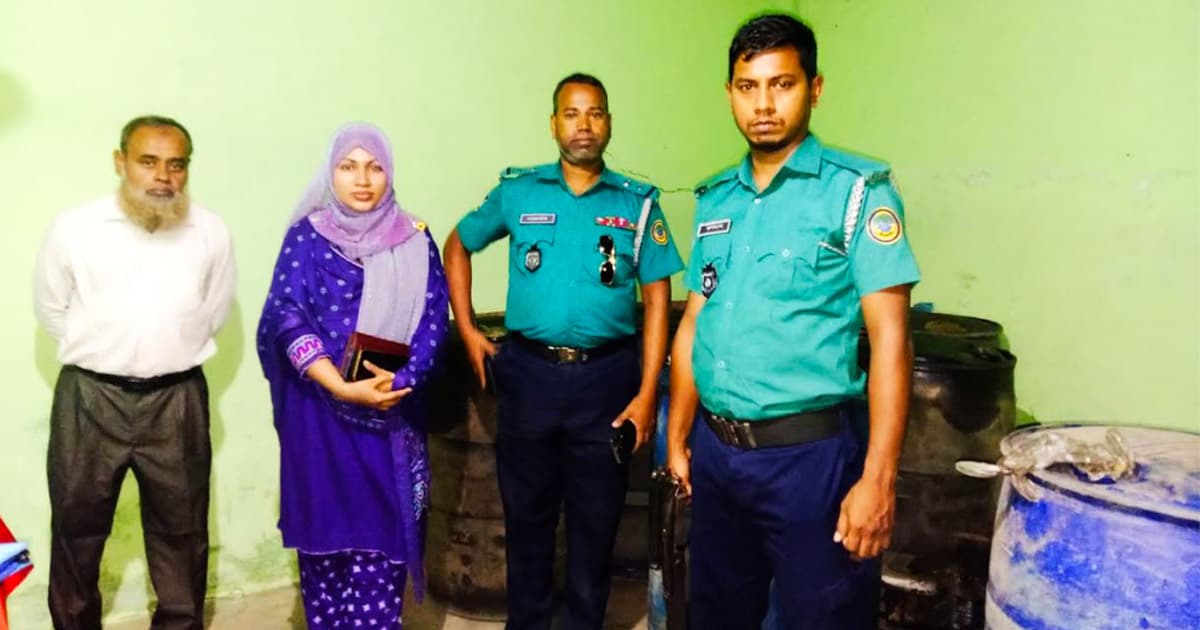 বাবুগঞ্জে ২৬০০ লিটার ডিজেল জব্দ