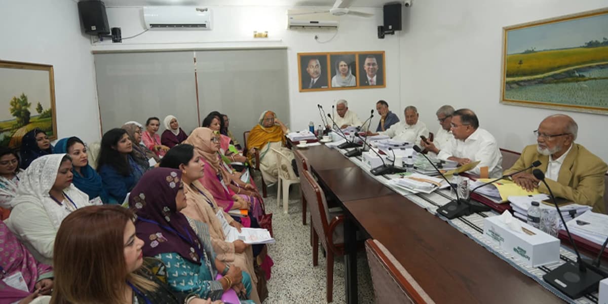 রাত ৩টা পর্যন্ত অফিসিয়াল কাজ করেছেন প্রধানমন্ত্রী