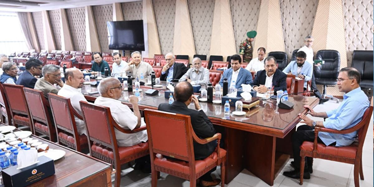 বিএনপি সরকার গণমাধ্যমের স্বাধীনতায় বিশ্বাসী: প্রধানমন্ত্রী