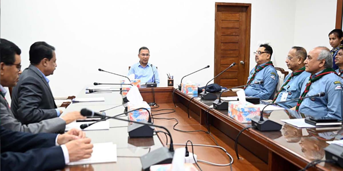 প্রাথমিকের শিক্ষার্থীদের পাটজাত ব্যাগ এবং স্কুল ড্রেস দেবে সরকার