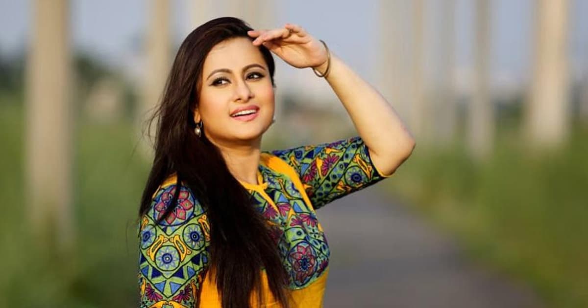 নাটকে অভিনয় বারণ ছিল পূর্ণিমার