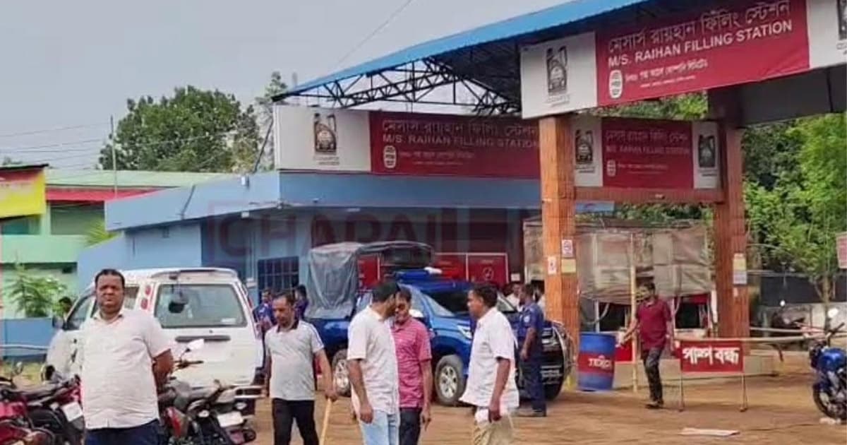 বিএনপি নেতার বিরুদ্ধে পুলিশকে মারধরের অভিযোগ