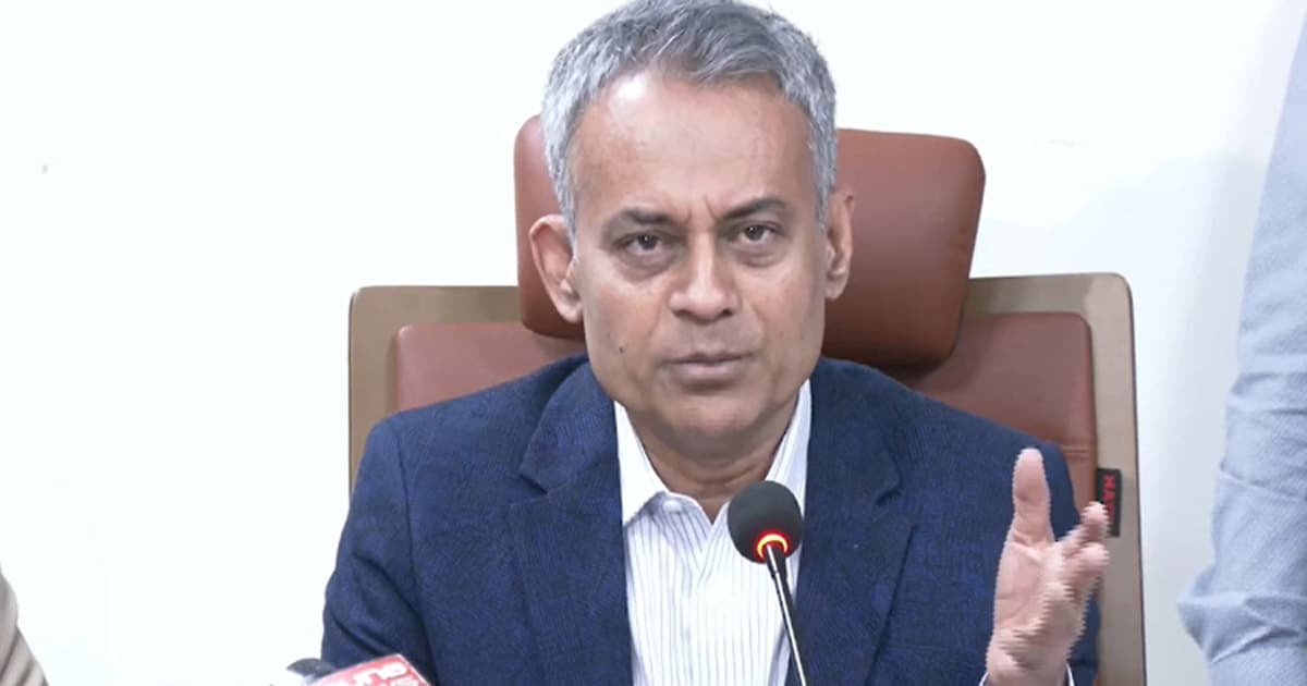 ‘বাংলার জয়যাত্রা’র হরমুজ অতিক্রমের কূটনৈতিক প্রচেষ্টা চলছে: নৌপরিবহনমন্ত্রী