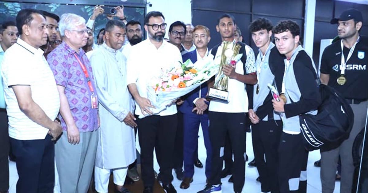 দেশে ফিরেছে সাফ বিজয়ী অনূর্ধ্ব-২০ দল