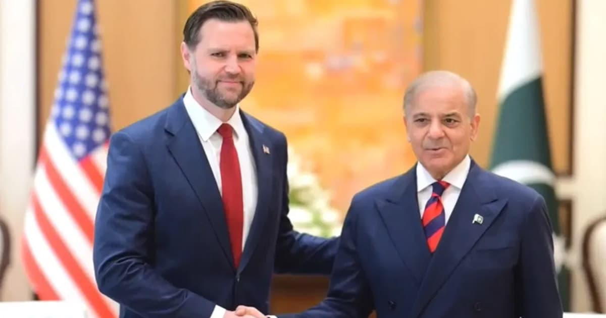 শাহবাজ শরিফের সঙ্গে বৈঠকে জেডি ভ্যান্স