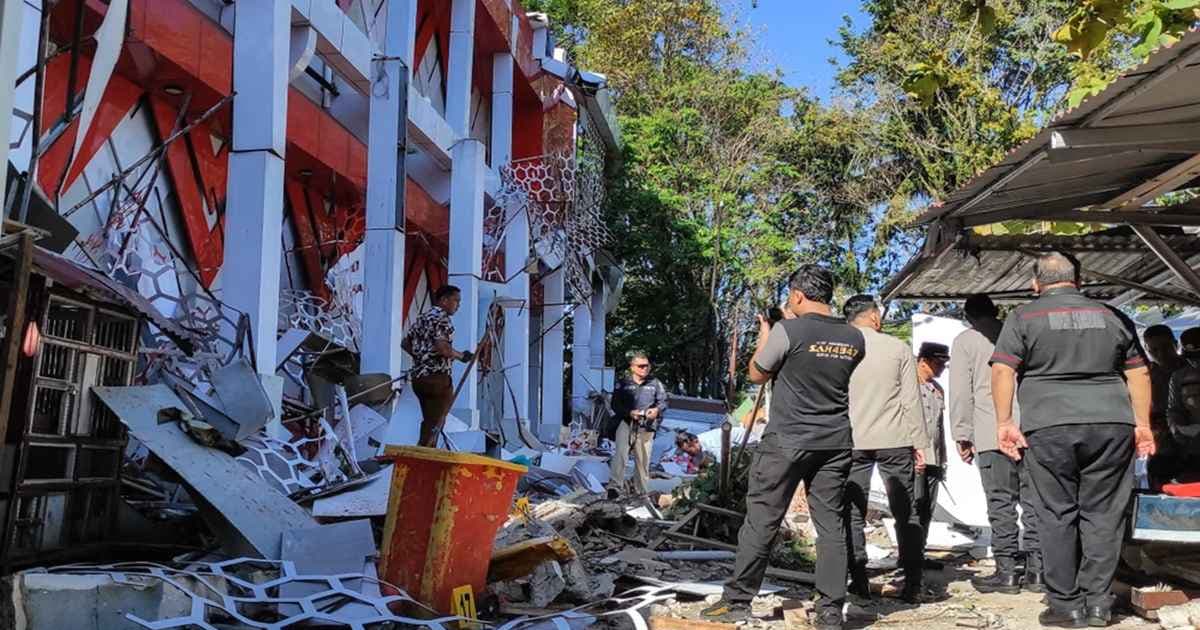 ইন্দোনেশিয়ায় শক্তিশালী ভূমিকম্প, সুনামি সতর্কতা জারি