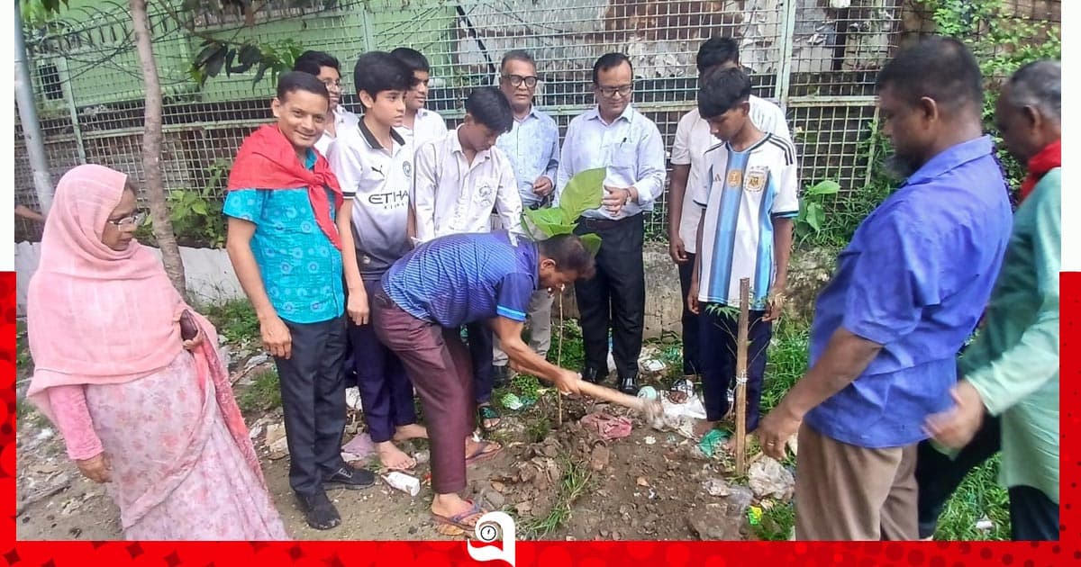 সিদ্ধেশ্বরী উচ্চ বিদ্যালয়ে খেলাঘরের বৃক্ষরোপণ