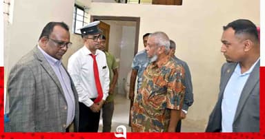 মৌলভীবাজারে রেলওয়ে স্টেশন পরিদর্শনে মন্ত্রী আরিফুল হক চৌধুরী